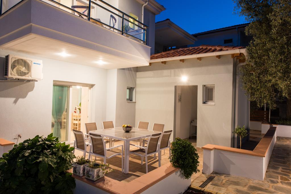 Olive Garden Villas And Apartments Chrysi Ammoudia Exterior foto